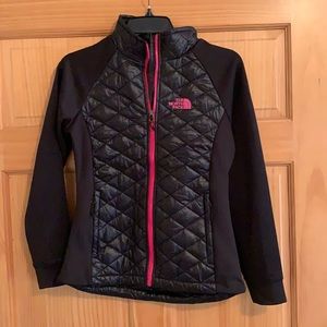 Women’s The North Face Zip Up